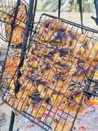 مسكوف ع فحم • دجاج اجنحه • تمن احمر