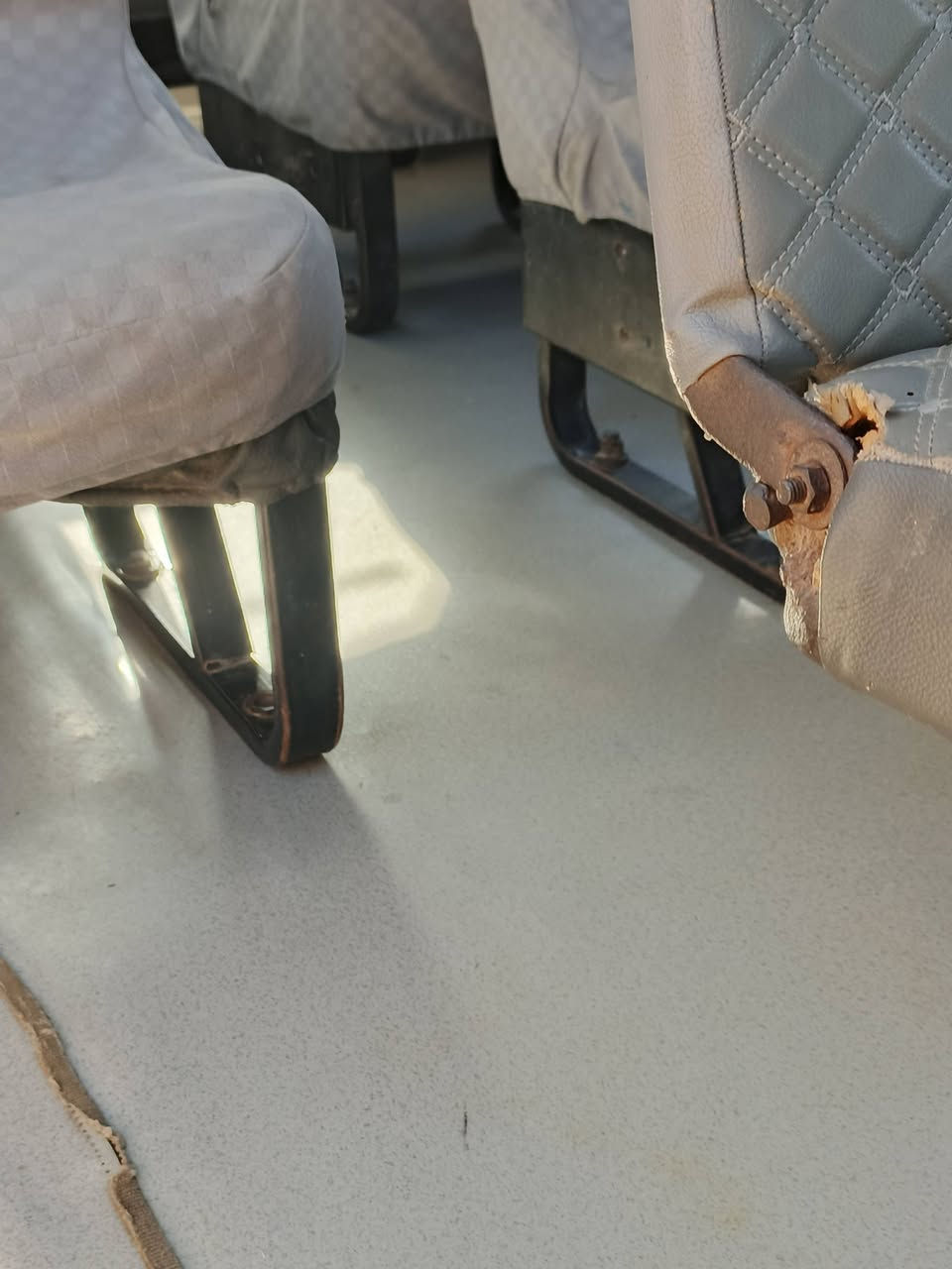 السلام عليكم هايكر 2014 رقم ميسان انكليزي  مكاني بصره الهارثه معمل الورق سياره بسمي محركها جمره ياباني تبريد شغال محور سبلت خير من الله شاشه اندرويد.  معمره  دواير وراشينهن وطاير رذاذ على صفاحي يرادلها بوليش  كاعيه وتنته كلش حلوات درع سيبايه  تخم تايرات جدد  مصفرها هيئه وضريبه نعفت رحت اسدد كلولي ماعليها ضريبه السعر 120وبيها مجال وانه بخدمة الطيبين والسوك كلشي بيه ***********  اعتذر عن الاطاله
