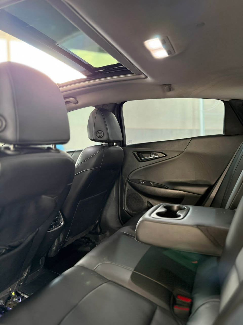 Malibu LT2
قەپات مواسەفات 
پانۆراما
پێش و دووا کامل لید و زینۆن بیلاد
لایت ساروخ
کوشن جلد
کوشن کارەبا
کوشن هیتەر
بەسمە
دەرگا بەسمە
شەغال
بلاک تۆپ
برێک کارەبای
تحکومات سەر سوکان
کامێرا 
ڕادار
ئەوتۆ هۆلد
ئەوتۆ ستارت ستۆپ
کارپلەی
ئرندرۆید ئەوتۆ
وایفای
تەبرید مەرکەزی
زۆر مواسەفاتی تر 
پارچەو پەلەیەک بۆیاخر بێ ناوگرتن بێ ئێرباگ
لە سلێمانیم
***********
*********** السليمانية, العراق
