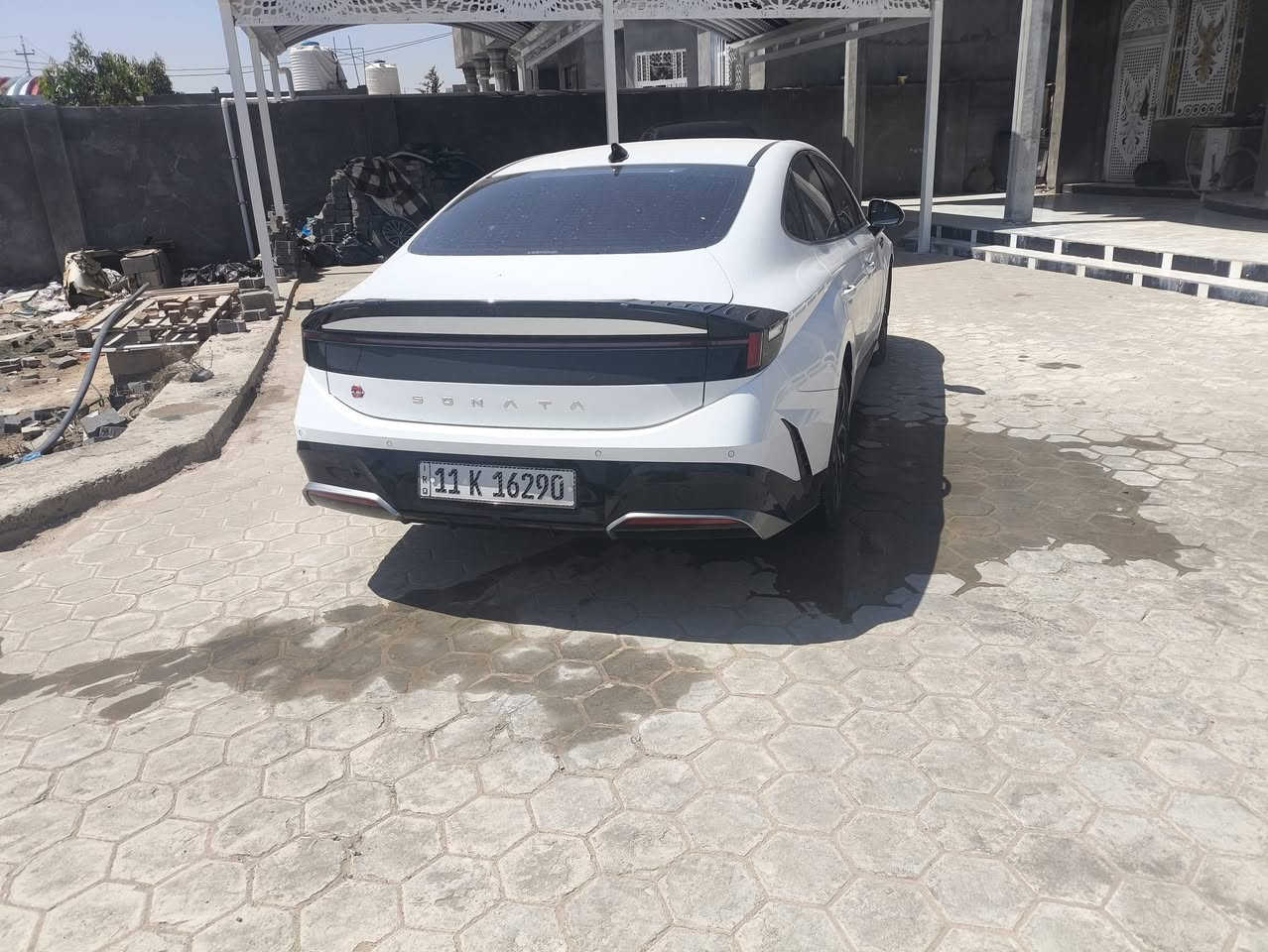 السلام عليكم سوناتا موديل 25 كوري اصل السيارة خصوصي موتكسي ماشيه 26 ألف تعمل بالغاز فقط بيهه بنيد صبق من كوريا والباقي كفالة عامه رقم بغداد تحويل السعر 188 مكان بصره خور الزبير رقم ***********
