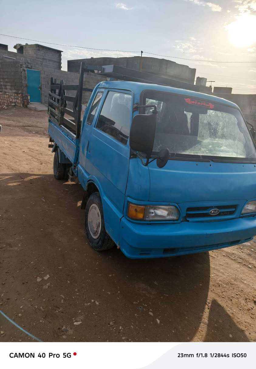 سلام وعليكم شباب بنكو للبيع عارضه 25وبيهه مجال سياره حديده محرك كير كفاله تواصل ***********
