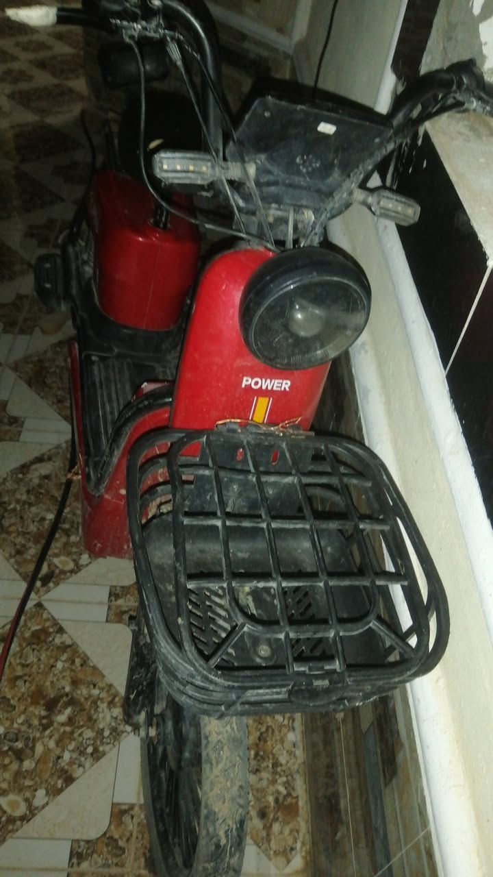 البيع ماطور موديل 24 خمس بطاريات عقل طابوكه عقل بطاريات شرط السعر 300 وبي مجال الرقم  *********** واتساب
