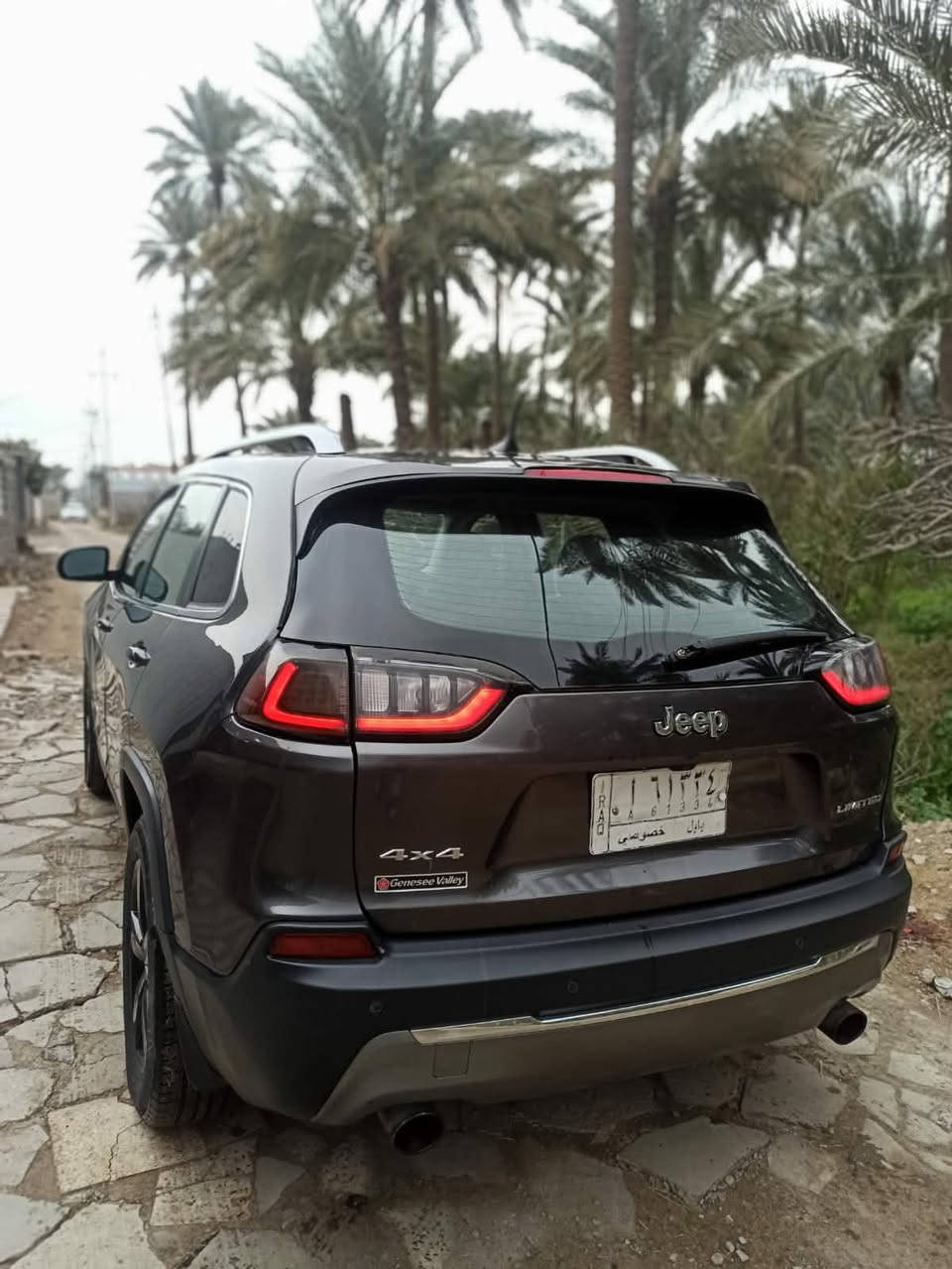 جيب بزون 19 محرك 6 لمتد معروفه مواصفاته عدى الفتحه حادثها جاملغ امامي جهة العبري والبنيد وطخه بلجاملغ الخلفي هم جهة العبري كير محرك حداديه تبريد تحويل السيار كلها كفاله  سعر 135 وبيها مجال
للتواصل ***********
