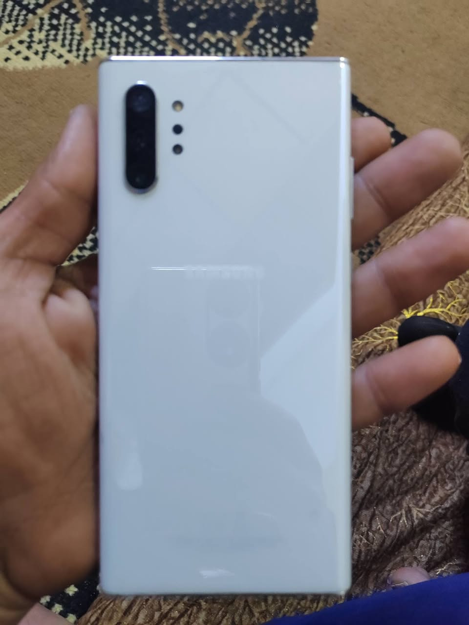 نوت 10بلص جديد لوك سامسونج ابيعك شرط وضمان  السعر ٢٧٥ مكاني حي انتصار ***********
