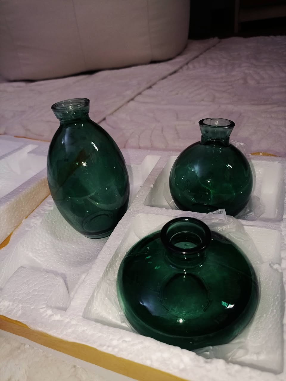 قمر ستور يرحب بكم 💗🎀
مجموعة من الديكورات 
الاخضر يتكون من 3 قطع سعرة 8 الف 
الفازات الشفافة تكون بـ 3 احجام وهي اكرليك اصلي ماينكسر سعر الـ3 كلهم سوية بـ 10 ومتوفر قطعتين منهم
الشكردانة تجي 3 قطع اثنين نفس شي والثالثة طويلة سعر الـ3 قطع بـ 8 الف 

توصيل 5 الف


**إذا كنت صاحب هذا الإعلان وتريد حذفه لأي سبب، رجاءا أرسل رسالة إلى الدعم الفني**