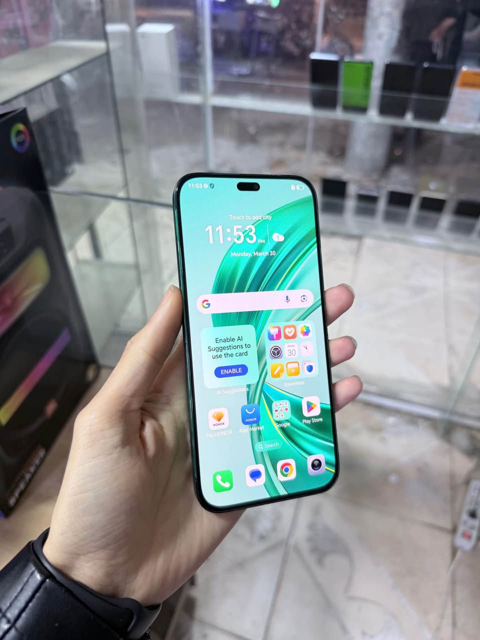 هۆنۆر X8B
یەکێک لە باشترین مۆبایلەکانی هۆنۆر ڕەنگی سەوز
زاکیرەی 256 گێگا ڕامی 8+8 کەپسەو نەکراوەیە
شتێکی جوان و خاوێنە نرخی 199 هەزارە 
گەیاندن هەیە ناونیشان هەولێر : قەڵاتی نوێ
مۆبایلی هاوکار ژمارە 📱 *********** أربيل, العراق
