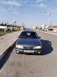 فيكترا • ١٩٩١ • محرك ١٨٠٠