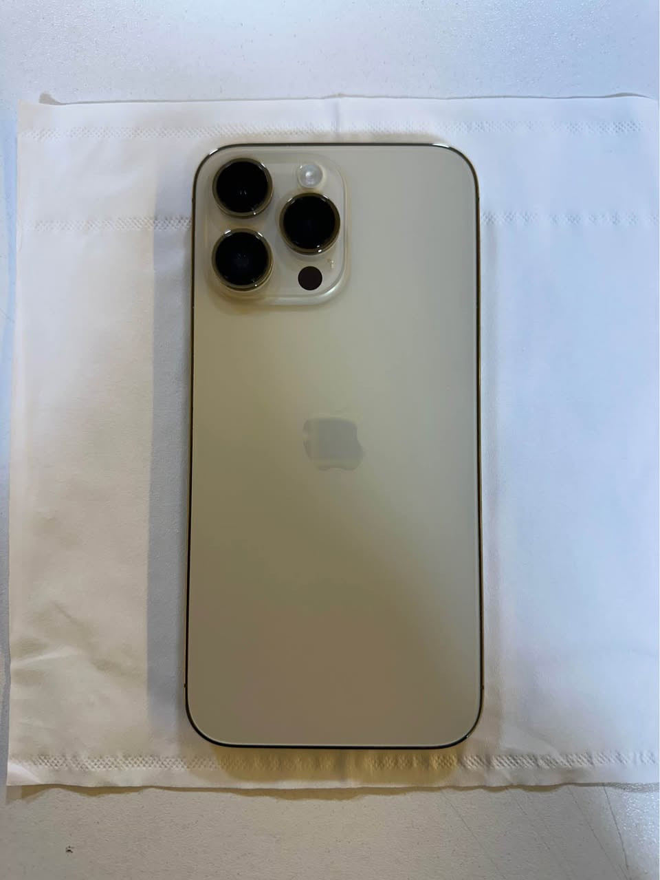 14 pro max 256 gb 1 sim pattry 88 belad nakrawa be shuxt nuka darzi niaa lok loka hi era nia mobailaka hi baritanyaya 600$ 
*********** 
Slimani السليمانية, العراق
