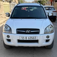 توسان ٢٠٠٩ وارد خليجي مكفوله من الحادث والصبغ عدا كارت في خشم البنيد ا...