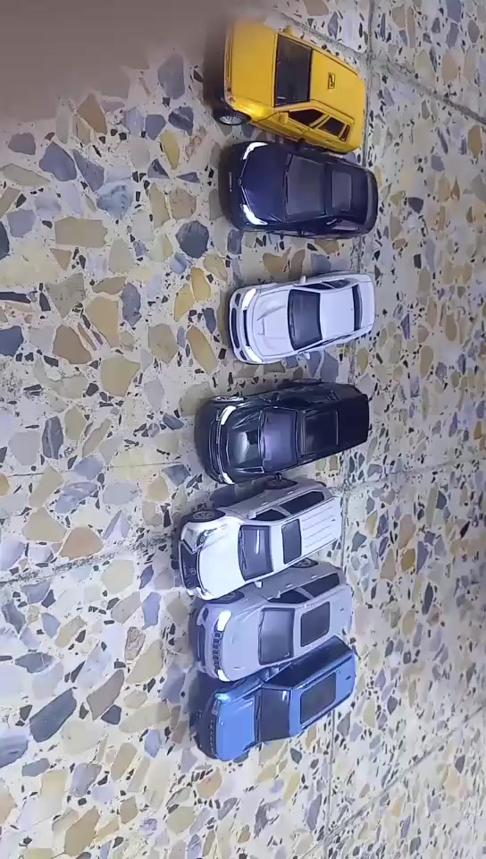 السلام عليكم شباب سيارات حديد سعر القطعه 5 آلاف وإذا شلع بيهن مجال مكاني بغداد حي  العامل


**إذا كنت صاحب هذا الإعلان وتريد حذفه لأي سبب، رجاءا أرسل رسالة إلى الدعم الفني**