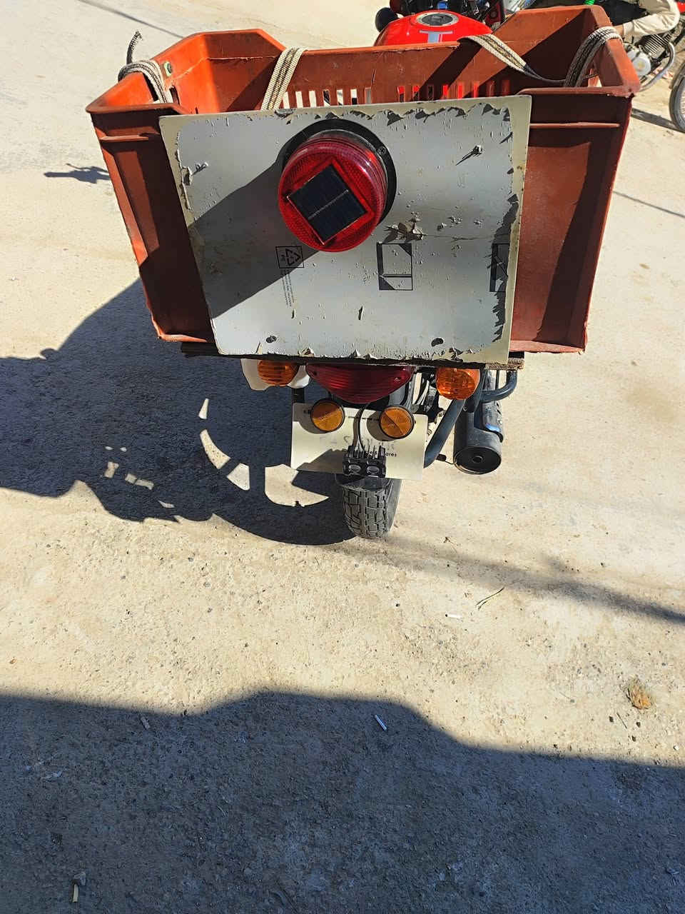 السلام عليكم من رخصت الادمن دراجه للبيع سونك م23 كامله كلشي بيه شغال مكان بعقوبه على خريسان السعر1200وبيه مجال اوراق كامله رقم ***********رقم صاحب الدراجه
