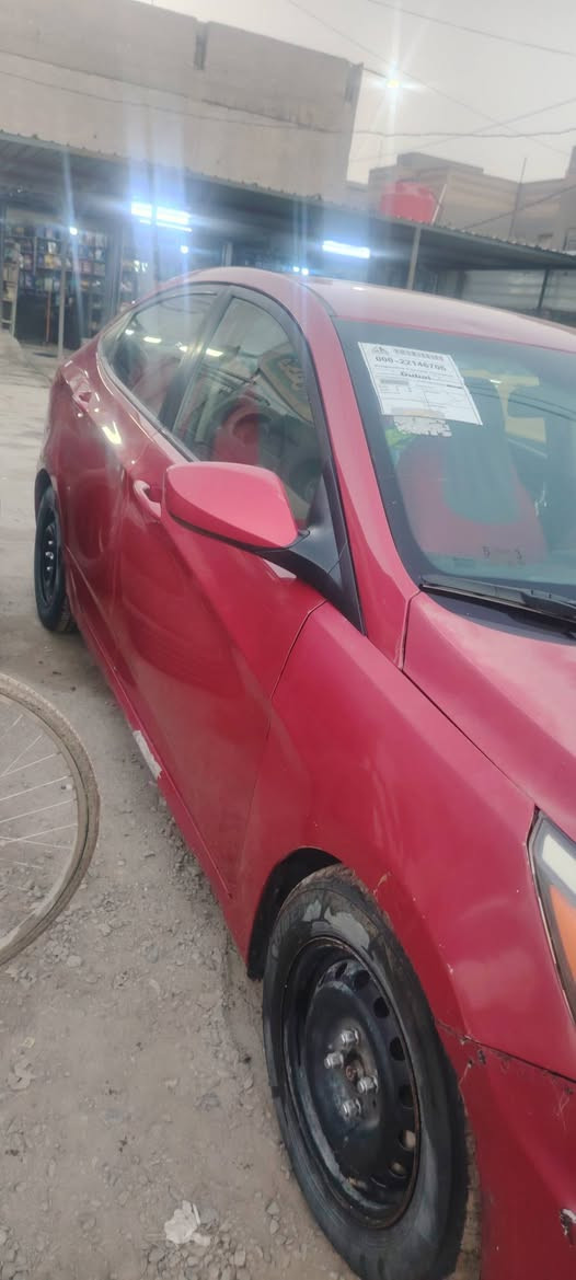 السلام عليكم اكسنت للبيع
موديل ٢٠١٦ رقم بابل بأسمي

حادثها بنيد بأمريكا وهنا باب وجاملغ امامي جهه السايق

السعر ٨٧ وبيها مجال بسيط
. 
***********
مكان السياره حله شارع حي العسكري
