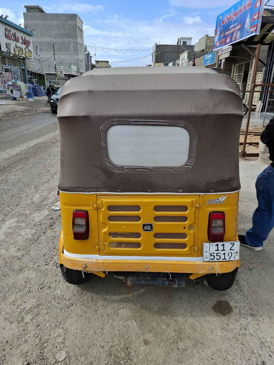 تكتك للبيع موديل 19 شهر ال11 رقم وسنويه نكليزي تحويل ثاني يوم تكتك بلاديه بس مرشوشات لغود جماليه لا ضربه ولا شي ب5 و800 بيها مجال عنوان بغداد طريق لدوره قرب علوت لرشيد ***********
