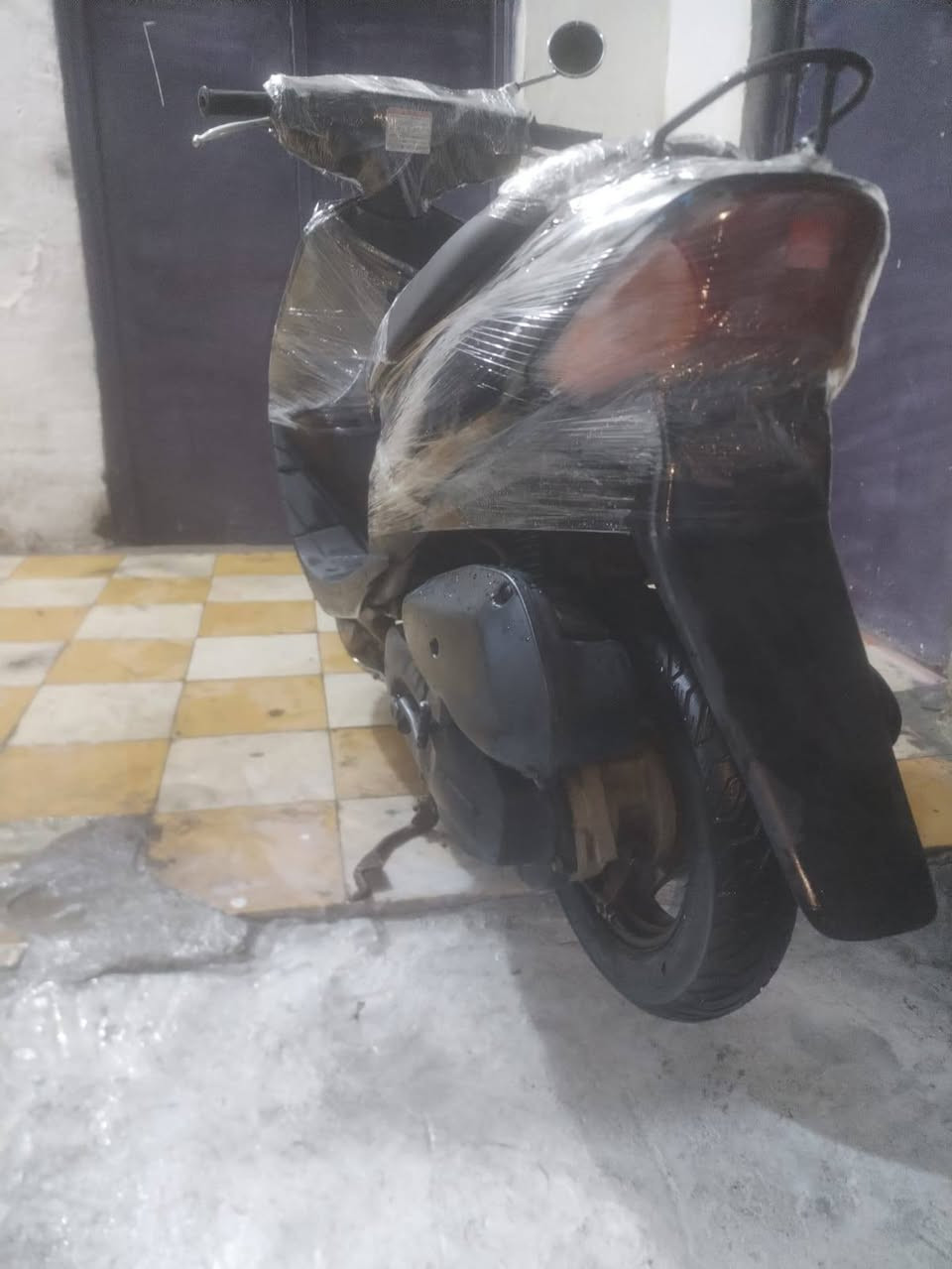 سلام عليكم دراجه ساسوكي اوراق مامفتوحه بيه مجال 450 الطيبين للاستفسار***********
