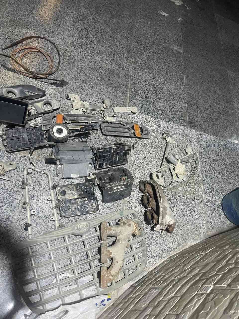 سلام عليكم غراض للبيع *********** مكاني بصره
