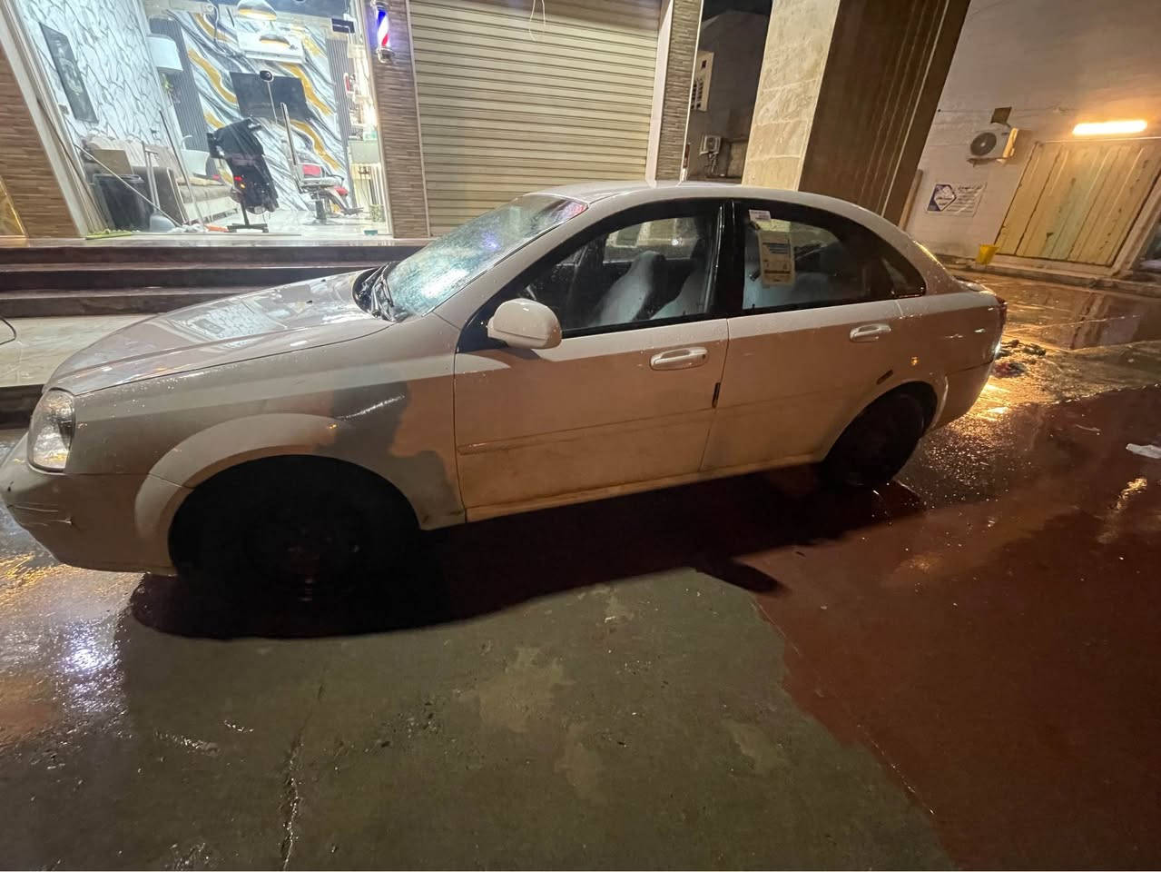 موديل ٢٠١٢كير عادي مكينه شرط سيارة مال جناي 
صدر امامي وخلفي جديد بيه قطعتين صباغ واثنين ابدلت سيارة حلوه ونضيفه ما تصرف عليه تايات جديده باتري جديد موضح بل صوره هزه جديد رقم جديد سنويه جديده 
رقم اريبل بسمي تحويل ثاني يوم سيارة بل موصل غرامات صفر موصل, نينوى


**إذا كنت صاحب هذا الإعلان وتريد حذفه لأي سبب، رجاءا أرسل رسالة إلى الدعم الفني**