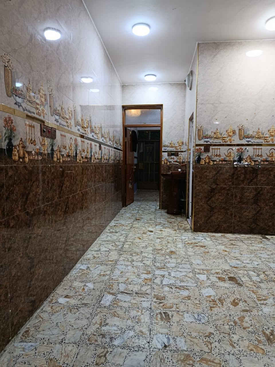 للبيع بيت ١٠٠ متر زراعي سند ٢٥ بياع شرطة الخامسة مجاور ماركت الأميره السعر ١٣٠ وبيه مجال تليفون  ***********  وشكرا
