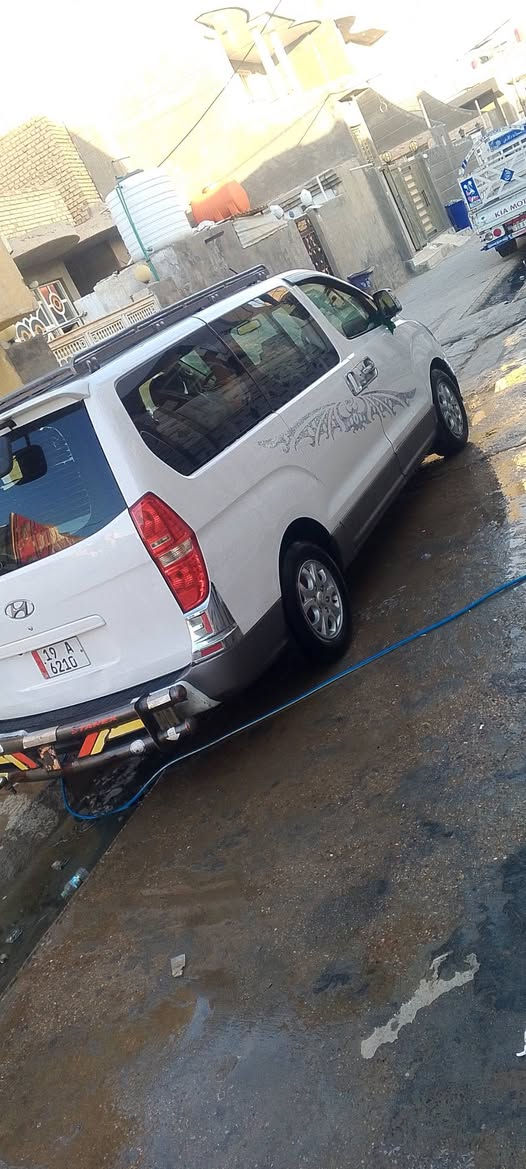 سلام عليكم ستارك للبيع موديل 2012 مفتوح مكينه جديده كير جديد اكسل جديد حداديه جديد غرفه جديد تخم تاير جديد كهربائيّة شغاله كله جديد السياره مكفوله كفاله ماعده جاملخ امامي تبديل بدون دواخل مصفره هيه وضريبه ومرور سنويه جديده رقم كربلاء انكليزي السعر 135 وبيها مجال ومكاني بابل القاسم وهاذه رقمي ***********
