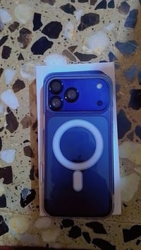 ايفون ١٧ • كوبي ماستر • ديرفون