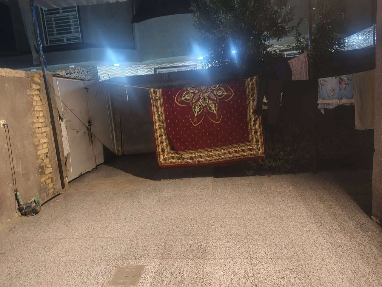 بيت للبيع مساحه 220 متر  طابو زراعي غرفتين  نورم وهول وصاله ومطبخ  صحيات داخليه  وخارجيه ومطبخ خارجي العنوان حله سياحي عتايج للاستفسار السعر 65 وبي مجال  الاتصال ‏‪***********‬‏
