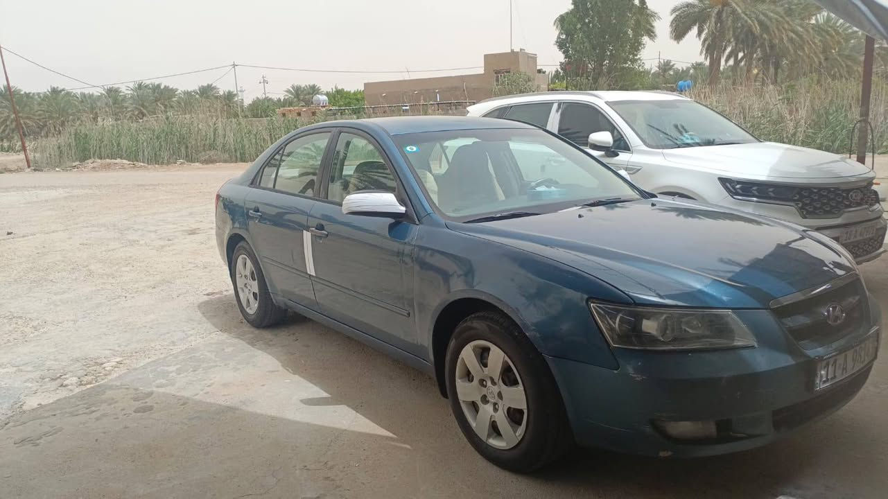 السلام عليكم للبيع سوناتا امريكي موديل 7 رقم بغداد نكليزي مكينه وكير وتبريد ثلج وتخم تاير شرط الفحص ماتحط عليه لو برغي العنوان بابل حمزه غربي ***********
