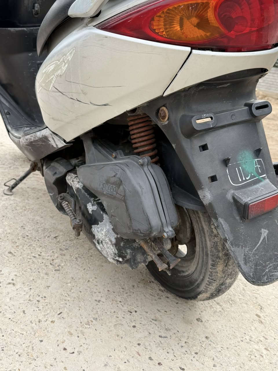 السلام عليكم دراجه بريز كفاله عامه برغي واحد ما مفتوح بيهه قبل ٣ اشهر منزلهه رمبه ابوي مجرد يروح بيه للشغل ويرجع تجي تاخذه من باب البيت مكفوله سرقه اروح وياك للمعرض الماخذه منه اذا تريد شرط كفاله حته البرغي / السعر/٦٠٠ وبيه مجال حگ الجيه فقط
***********/واتساب وتصال
مكان قضاء المعامل الحسينيه
