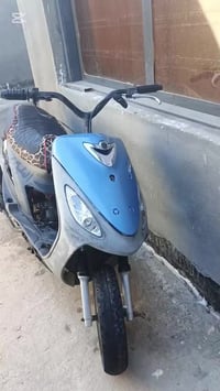 ماكس حربية البيع دراجة نضيفة وحلوة بيهة بس شغلة وحدة ملف عطلان شراي ها...