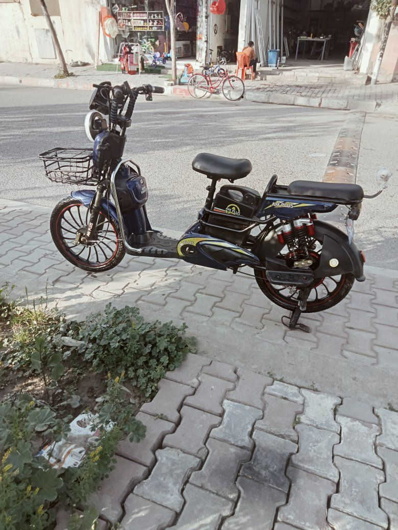 دراجه شحن للبيع موديل 25 اي عيب مابيه بعده جديد سعره 200الف


**إذا كنت صاحب هذا الإعلان وتريد حذفه لأي سبب، رجاءا أرسل رسالة إلى الدعم الفني**