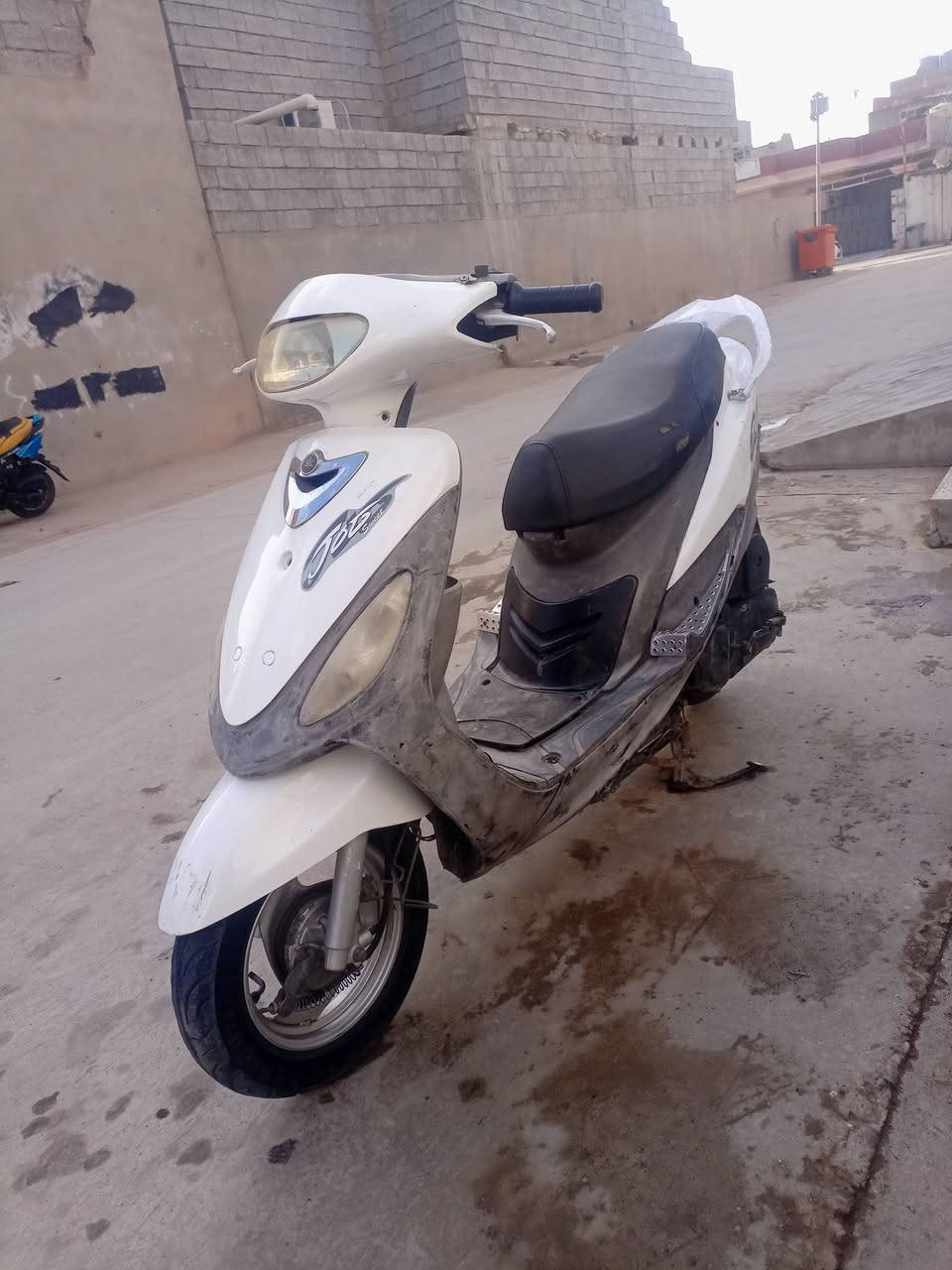 سلام عليكم ماكس منقولي كهربايات شقاله كفراته كله بلادي كبريتر بلادي محرك كبس شرط  الفحص صالنصه رياضي اف ام سلف هندر كله شقال كامل صوته ناعم بوشه 49 بلادي مامفتوح السعر 450وبي مجال مستعجل عل بيع  الشراي يخابر ***********
