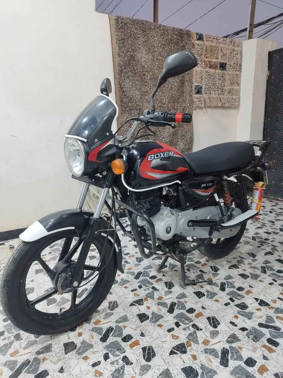 دراجه بوكسر موديل 2023 مرقم انكليزي تحويل ثاني يوم كفاله عامه مكان ديالى بعقوبة  الشراي يتصل ويدلل ***********
