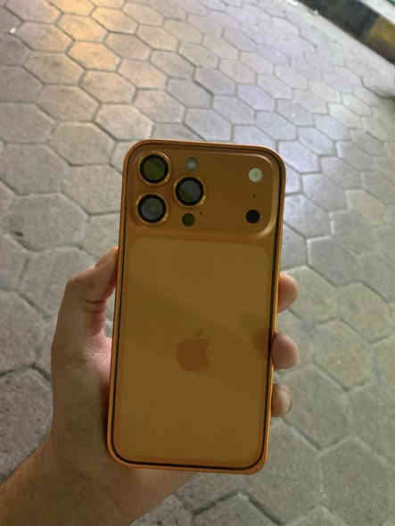 .
ايفون 14 برو ماكس
ذاكره 256 .
بطاريه 100 مبدله .
شاشه بيه خط .
ضهر فقط تحويره مابي شي 
سعره 475 الف .
م رمادي
***********
