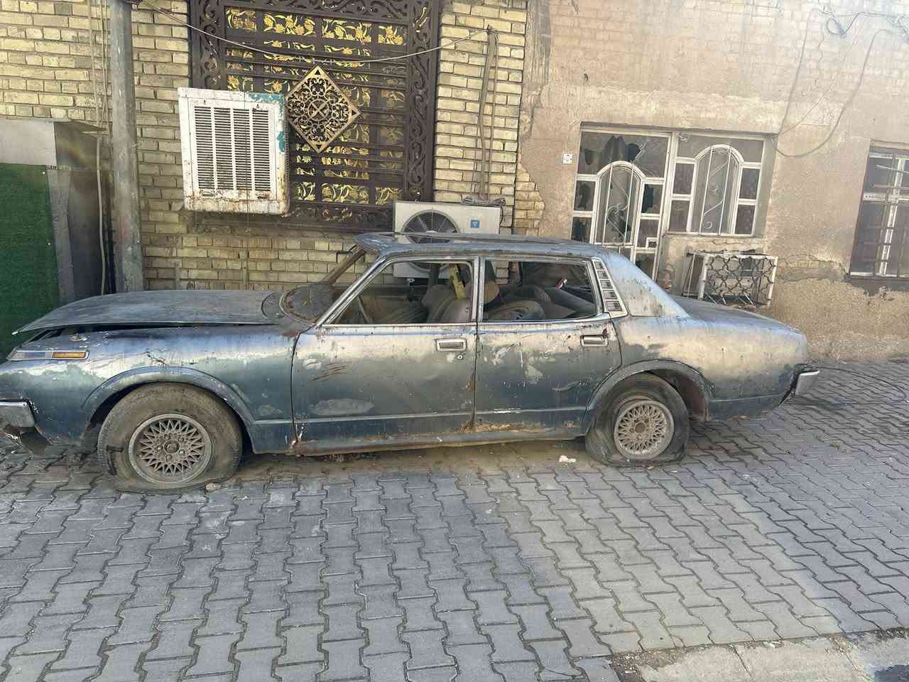 السلام عليكم
كراون جرية ٧١
السيارة بسمي  رقمها مميز انبار
٢٥ وبيها مجال 
***********
