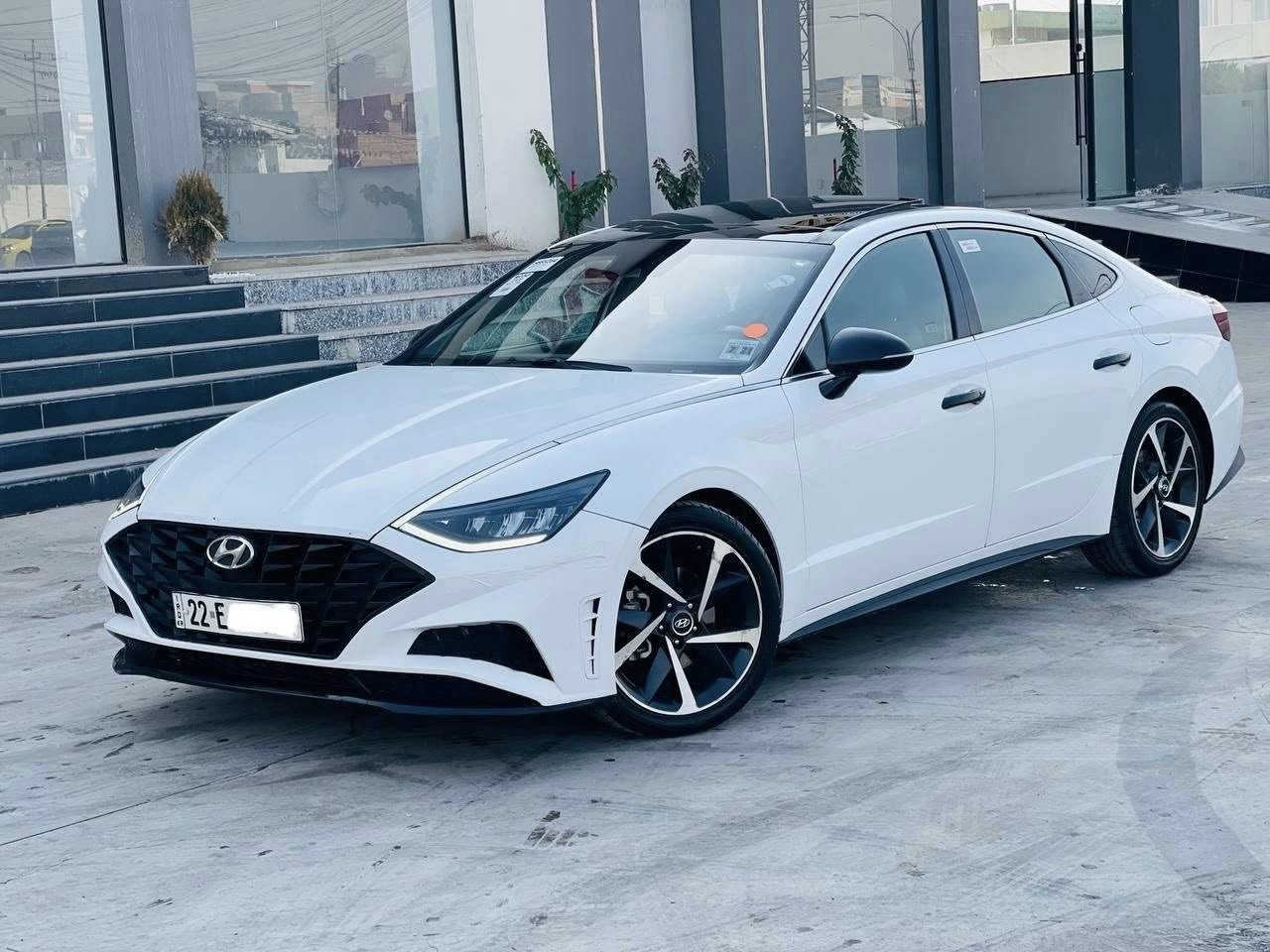 للبيع او مراوس 
سوناتا 2022 فول لميتدد سعر 185 مجال بسيط 
صبغ فقط قطعه كلير بدون دواخل بدون ايرباك 
محرك حجم 1600 تيربو 
محرك كير تبريد طخم وضع شركه 
مواصفات 
بانوراما 
بصمة ابواب بصمة تشغيل 
تشغيل عن بعد 
شاشه كبيره كامره خلفيه 
رادار امامي مانع تصادم 
حساس خلفي 
نقاط عمياء 
كشنات كهرب 
هيتر كشنات 
كشنات جلد 
تحديد مسار 
قياده ذاتيه 
اربع انضمة قياده 
سياره جاهزه وجديده 
رقم جديد هزه وسنويا جديد شرط التحويل 
مكان سياره موصل 
***********
