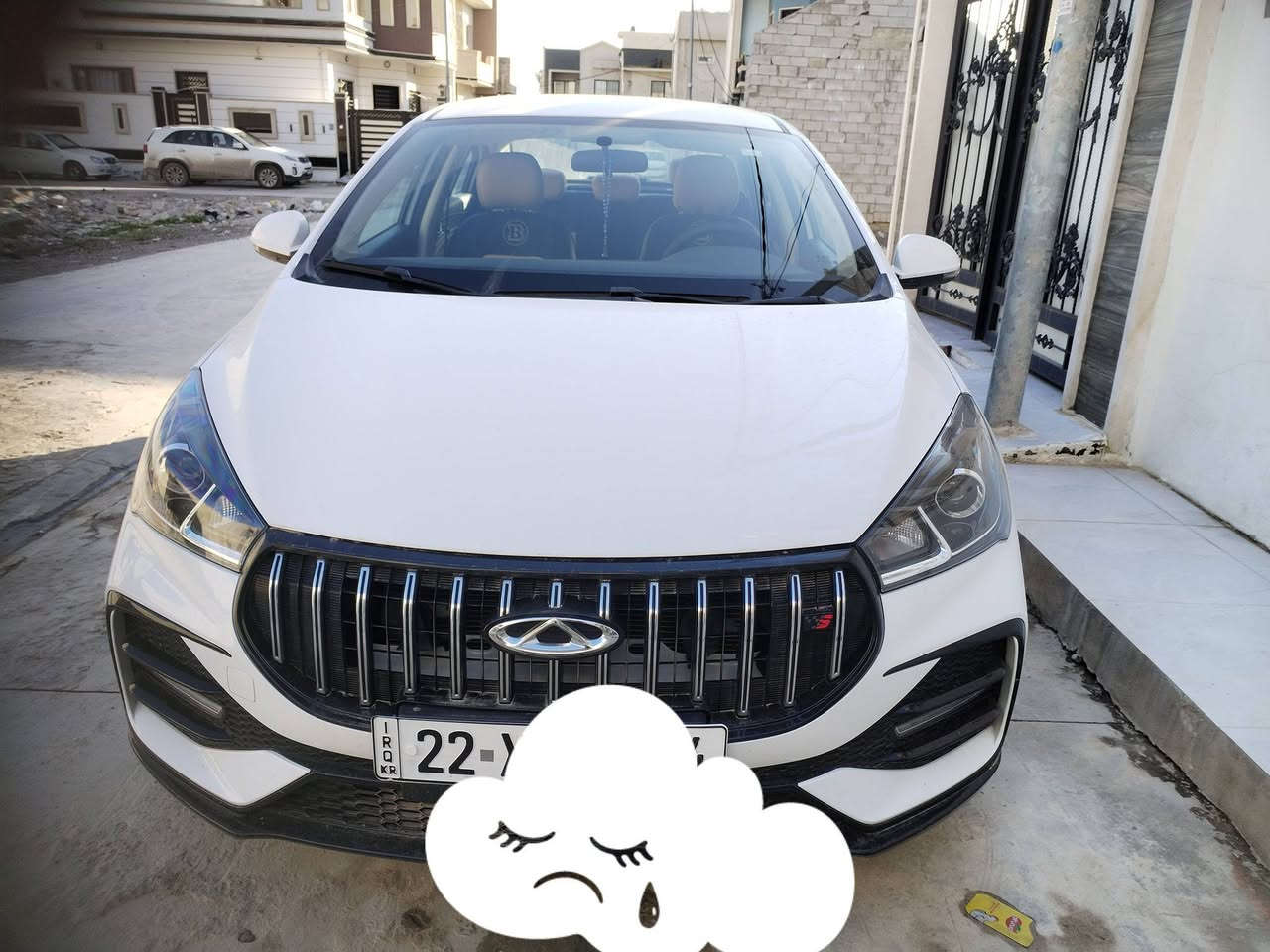 السلام عليكم
اريزو 5 موديل 2025 
السعر 110 ورقات البيع نقدا فقط  
السيارة ماشية 3900 كيلو فقط بعد الدهن ما اتبدل اول مرة السيارة بالضمان 200000 الف أو ست سنوات أيهما أقرب
المواصفات نص فول  تحكم جهتين حساسات اتو هولد هند بريك دكمة اربع دسك ويل كب لد نهاري
السيارة بعدها على الوكالة بدون اي ضرر كير مكينة شرط  فقط هناك شخط خفيف جدا بالدعامية الخلفية وموجود بالصور
للاستفسار الاتصال على الرقم ***********
