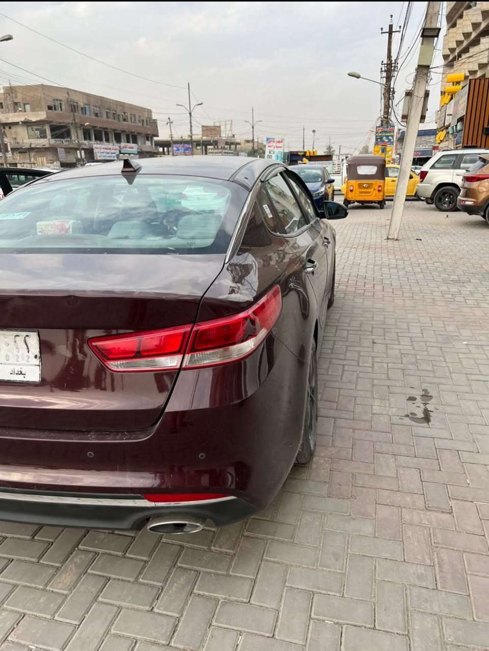 السلام عليكم
اوبتيما 2018 امريكية رقم بغداد باااسمي  حادثها امامي دعامية جاملغ وبنيد وبالعراق هلال جاملغ خلفي وباب السايق سيارة كامله مابيها اي نقص 
صور حادث امريكا علىً خاص
السعر 120 وبيها مجال 
للاستفسار ***********
