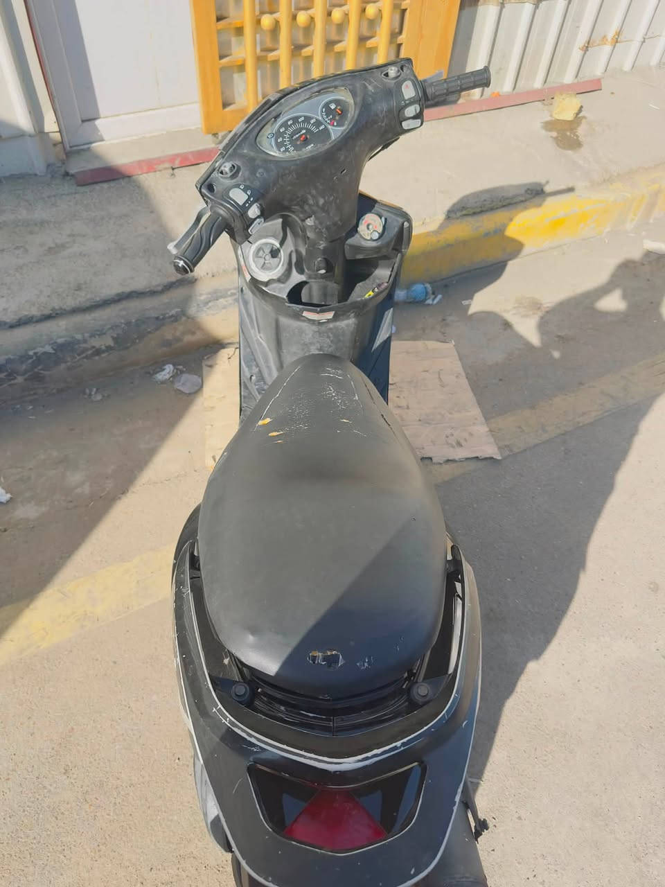 السلام عليكم ثعلب للبيع مكينه بلادي كلجات رياضي دراجه مكينته هاون هاون شلعه ومعدل لاتنقيص لانضوح لاتبخير نقصه فقط دشبول ومجامع كهرباىيات شغاله نضافته كدامك بلصور عنواني الشعب رقمي *********** سعره 400 وبيه مجال
