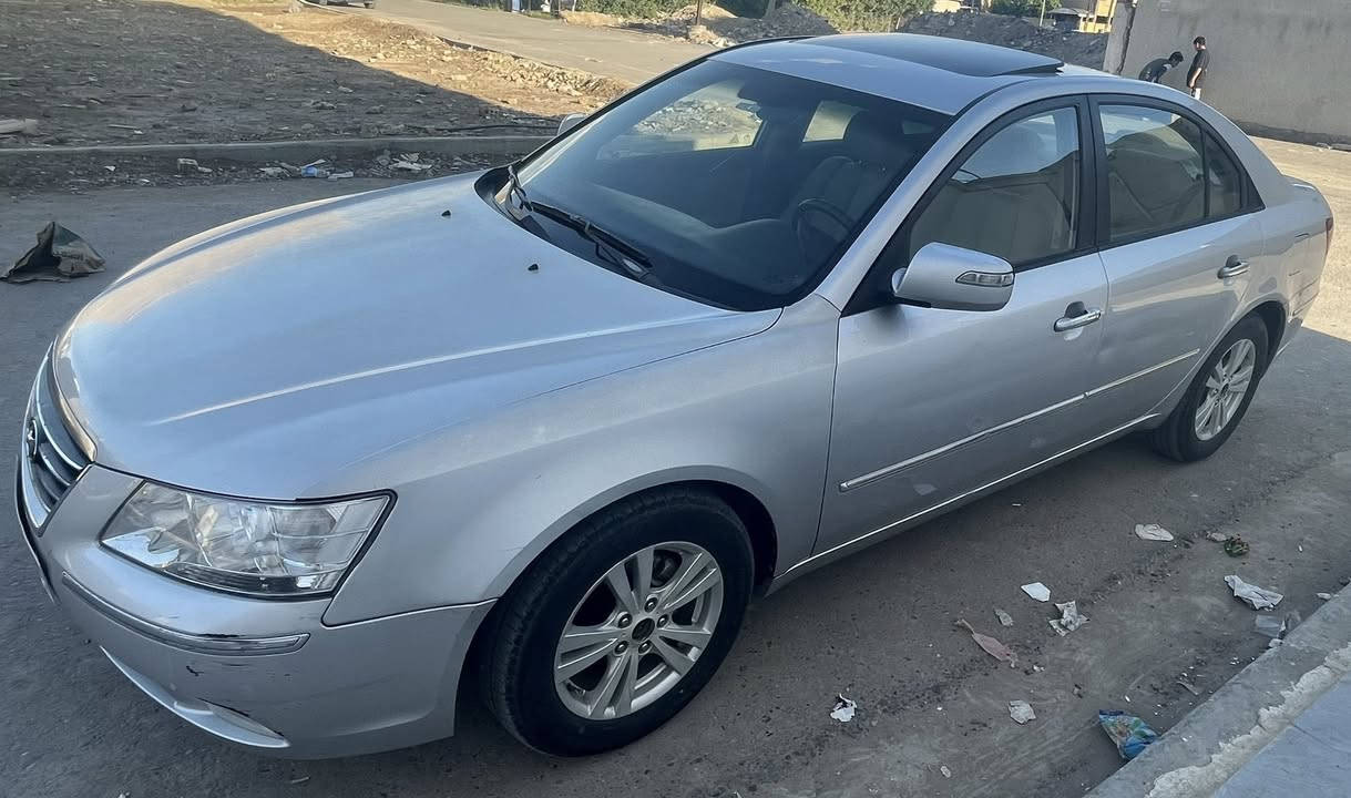 السلام عليكم
سوناتا 2009 للبيع رقم بغداد الجديد 
فول مواصفات دواخل بيجي وعسلي ، فتحه بالقمارة . سيارة جديدة ممتعوبة مال بيت ماشية 110 حقييقيي 
عليها ادامة كامل وتخم تاير جديد
السعر 110 وبيها مجال بسيط راسلني ادزلك سونار
رقم الهاتف ‭‭0780 928 2080
