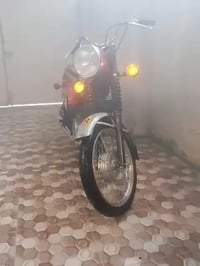 تحياتي لجنايه دراجه همزت 81رقم وسنويه إنكليزي سنويه تنتهي بل ثلاثين بي...