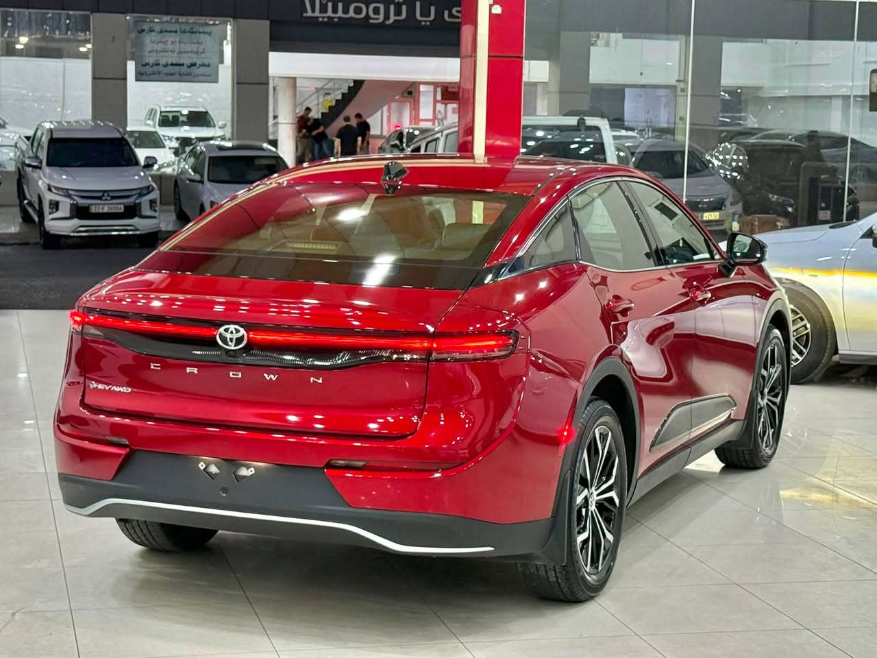 تويوتا كراون XLE HEV موديل 2026
 • الممشى: 2,000 ميل
 • مواصفات: كشن هيتر و تبريد نقطة عمياء كشن جلد مرايات كهربائي دبل سويج 
 • صبغ (ثلاث قطع)
 • بدون شاصي ايرباكات سليمة ب شرط
 • رقم الهاتف: ***********
