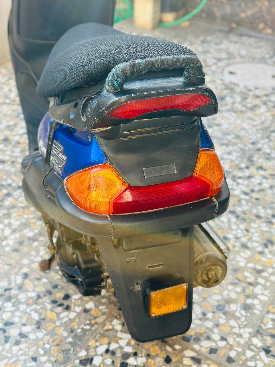 سلام عليكم دراجة فراشة فضائي للبيع دراجة نضيفة معنى الكلمة السعر 550وبيها مجال بصيط حك الجية***********
