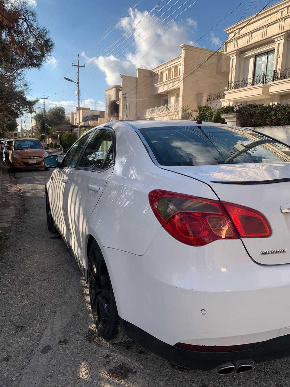 کــــــــوردی
.................... 
تەنها فرۆشتن بە نقد 
گــــــۆڕینەوە ناکا 

ئێم جی MG _ 550 
ماڕکەی بەریتانی 
مــــــۆدیل / 2012 
مەکینە V4_1,8 تۆڕبۆ 
ڕەقەم هەولێر سەنەوی کۆنە
مەودای ڕۆیشتن 117 هەزار کم 
مواسفات ، فوول ، سلایت 
كوشن جلد و كارەبایی 
ناو فۆڕمیکا ، گێڕ ئۆتۆ ،
بیلادی پەردە ، شاشە و کامێرا 
 
کلین بێ سبوغ ، بێ لێدران 
یەک بست ساردی لە چاملغ 
بێ ناو گرتن بێ ئێڕباگ 

ناونیشانی ئۆتۆمبێڵ هەولێر 
بۆ پەیوەندی
نـــــرخ    ( $ ٦٥ )  
------------------------------------

عربي : 
فقط بیع نقد ، ما عندنا مراوسة 

آم جي MG _ 550 
ماركة ٲصلي بریطاني 
مـــــــودیل 2012 
محرك / V4_1,8 تیربو 
رقم اربیل جدید سنویة منتهي 
ماشي فقط 117 ٱلف کم 
مواصفات فوول ، فتحة سقف 
جیر آوتو ، دواخل فورمیكا 
كشنات جلد و كهربائي ، بردات خلفیە بیلادی ، شاشە و کامیرا 

کلین بدون صبغ ، بدون حادث 
فقط شبر جاملغ تعدیل بارد 
بدون دواخل ، بدون آیرباك

عنوان السیارة اربیل 
للاتصال

سعر  ( ٦٥ $ )


**إذا كنت صاحب هذا الإعلان وتريد حذفه لأي سبب، رجاءا أرسل رسالة إلى الدعم الفني**