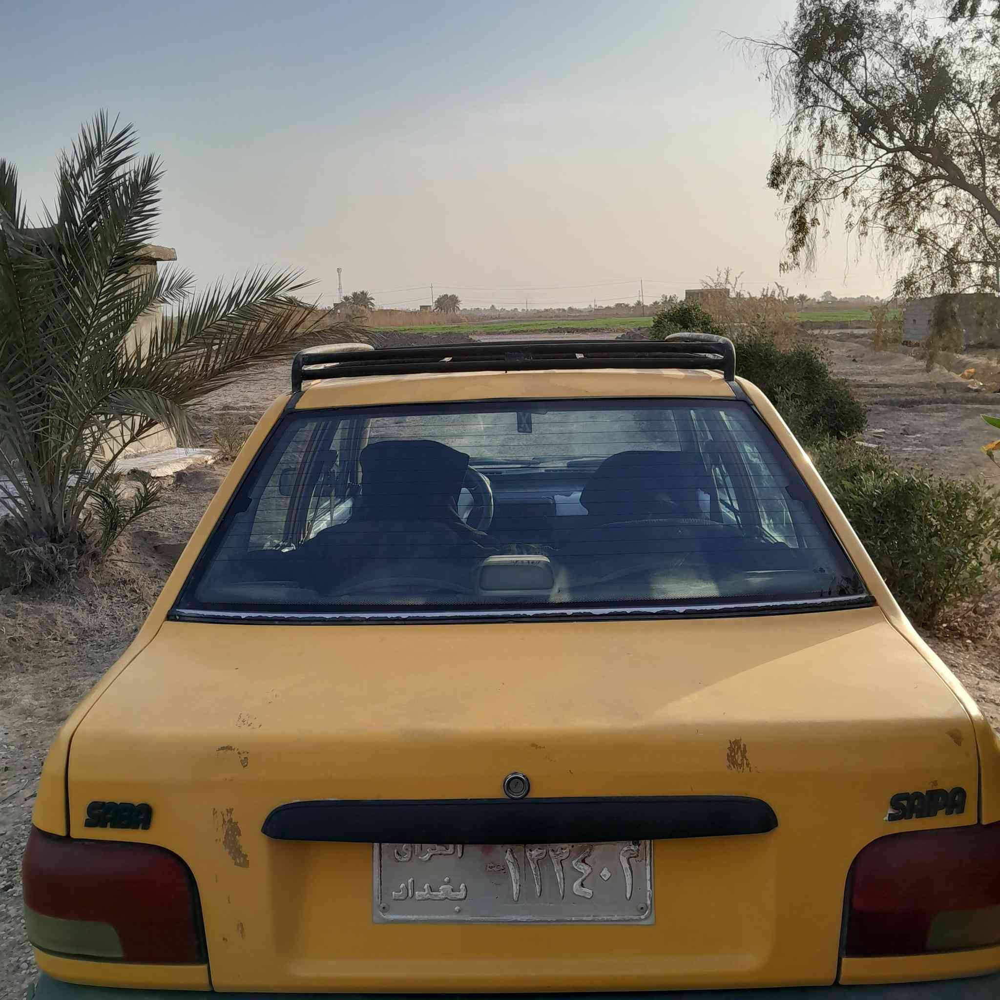 سايبه للبيع ٢٠١١ رقم بغداد احمر مصفر هيئة ومرور شرط التحويل تبريد شغال السعر ٢٠ وبيها مجال للتواصل ع الرقم*********** مكاني بغداد
