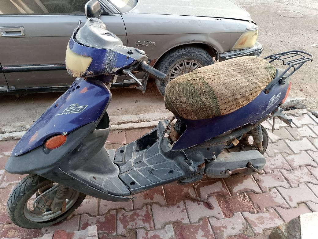 دراجه قديمه ومتروكه وشغاله مابيها اي عطل ومجفته بالجديد 
بس عوزها تنضيف فقط حته تشتغل بصوره طبيعيه السماوا, المثنى


**إذا كنت صاحب هذا الإعلان وتريد حذفه لأي سبب، رجاءا أرسل رسالة إلى الدعم الفني**