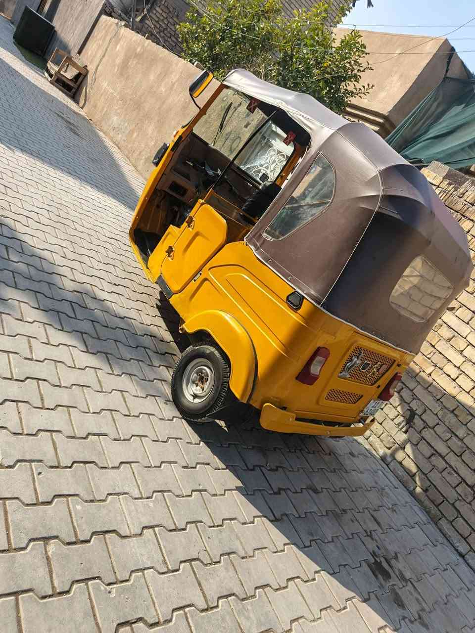 سلام عليكم تكتك للبيع موديل ٢١ شهر ١١ تكتك مرقمه رقم وسنويه تكتك مل جناي وسعر علا للتصال مكاني بغداد شعله‏‪***********‬‏
