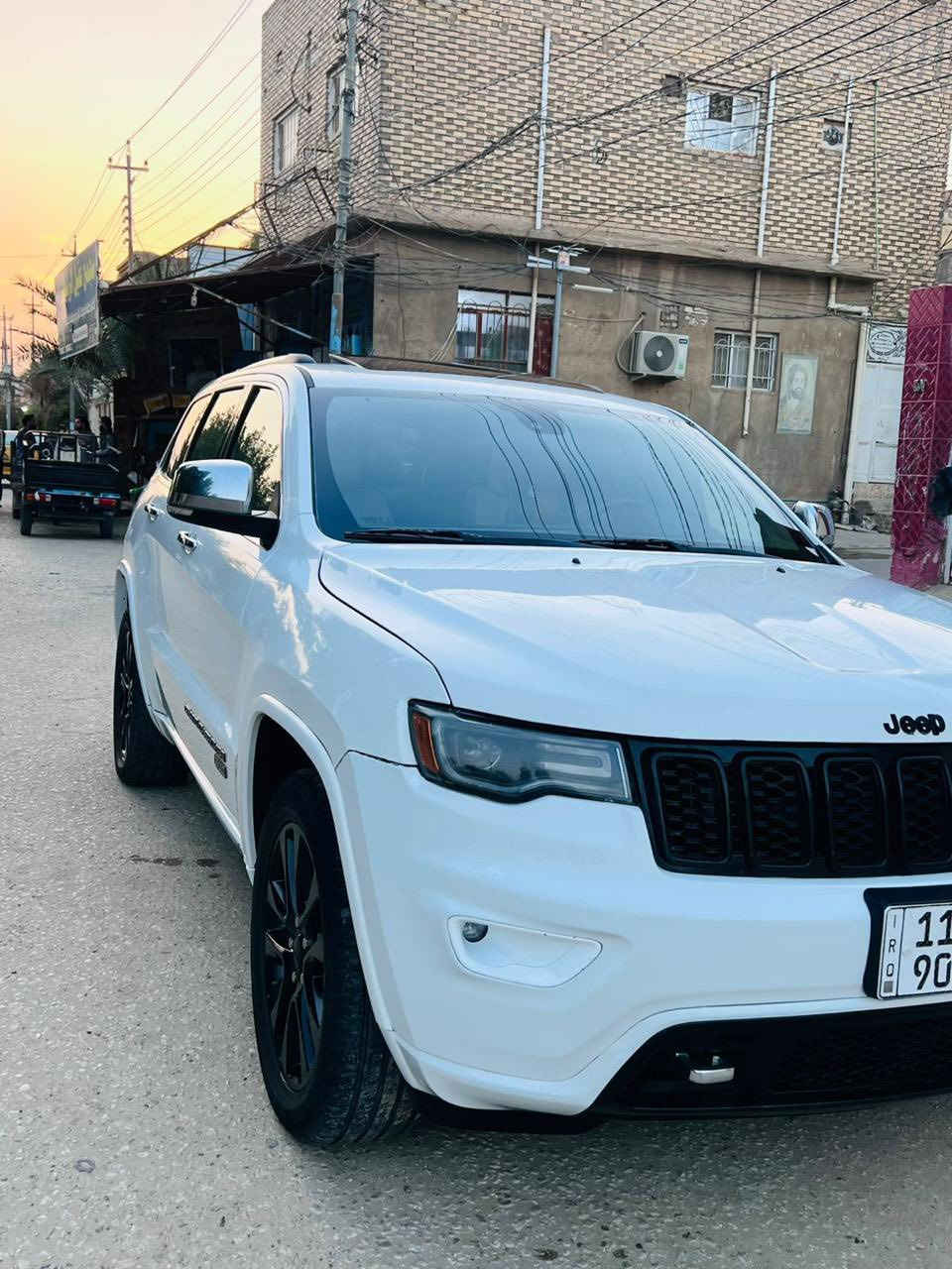 السلام عليكم
جيب كراند شيروكي 19 

لمتدد 4+4 فول السياره 

1 تحكم ستيرن 

2 تدفه ستيرن+ كشنات 

3 دخول ذكي 

4 تشغيل عن بعد

5 نظام تعتيم بل بل مري 

6 جنطه كهربائيه 

7 منضومه لايت زنون

8كشنات كهربائيه + ذاكرة 

9توقف ذاتي خلفي

10 شاشة كار بلي

11 فتحه سقف

12 مكينه مبدللها بساتم مال 14 دير عادي وامشي انسى المحسن حداديه 13 حداديه جديده

14 تخم تاير 

اخوان السياره مناقصه اي شي اترايك لل بصره  15 كير مكينه خير من الله 16 نص جاملغ مصبوغ نفسه وربع بنيد وكارت بل جاملغ الخلفي السونارموجود بل صور 

17 وضعيات قياده هواي شغلات بعد اسف ع اطاله مكانها نجف

السعر 205

***********
