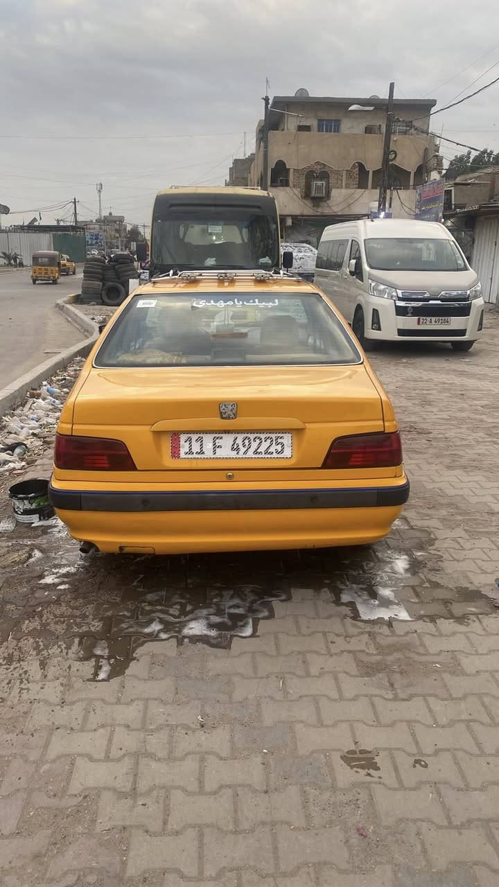 السلام عليكم بيجو بارص ١٨   كير مكينه تبريد خير من الله.  شاشه تحكم ستيرن  سياره ادامه جديد درايم شفت وصدر امامي خلفي كله جديد  ***********
