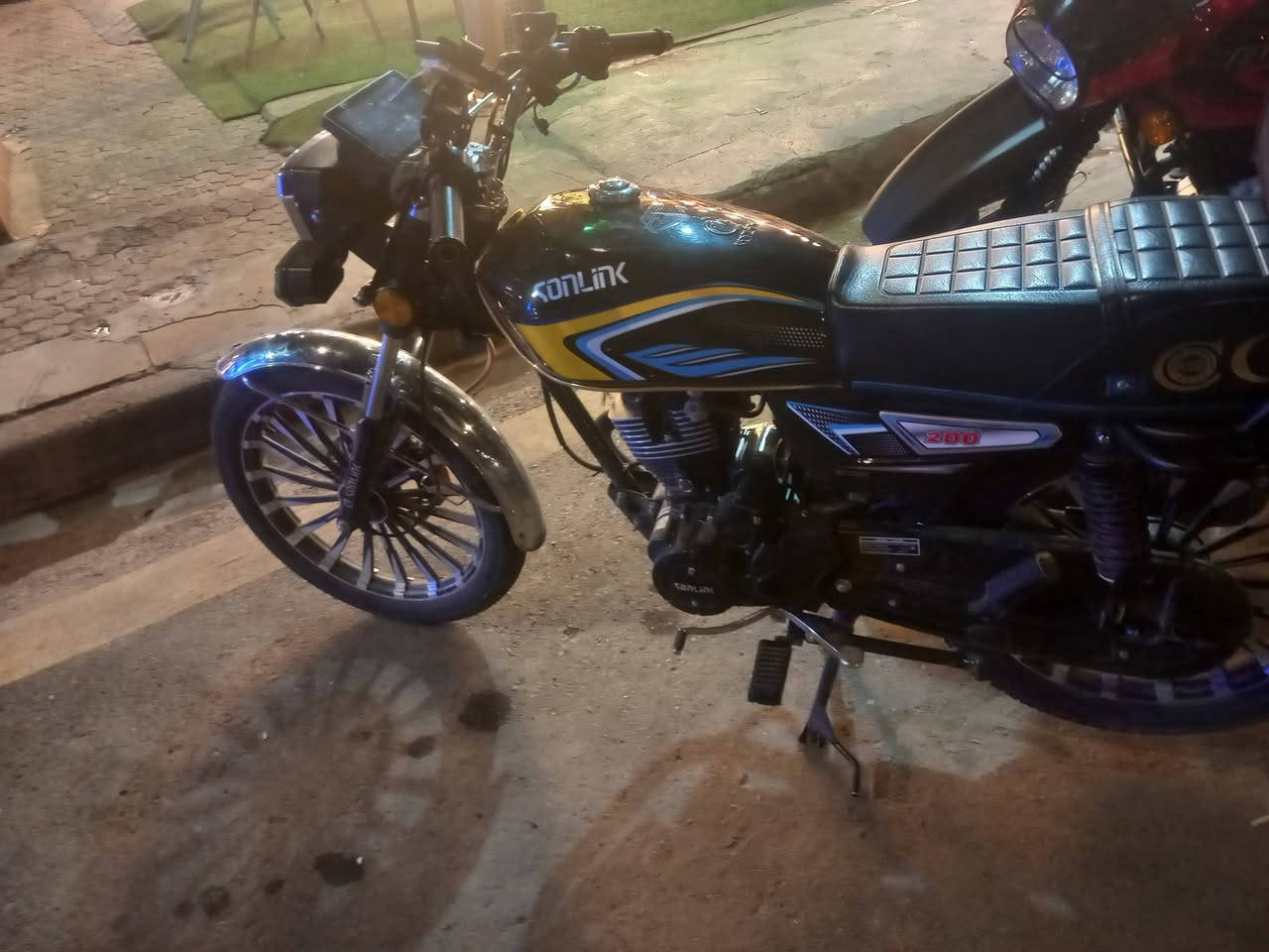 سلام عليكم درجه نضيفه اخت الزيرو
اوراقه اصوله ما ماشيه موديل 2026 السعر خاص ***********
