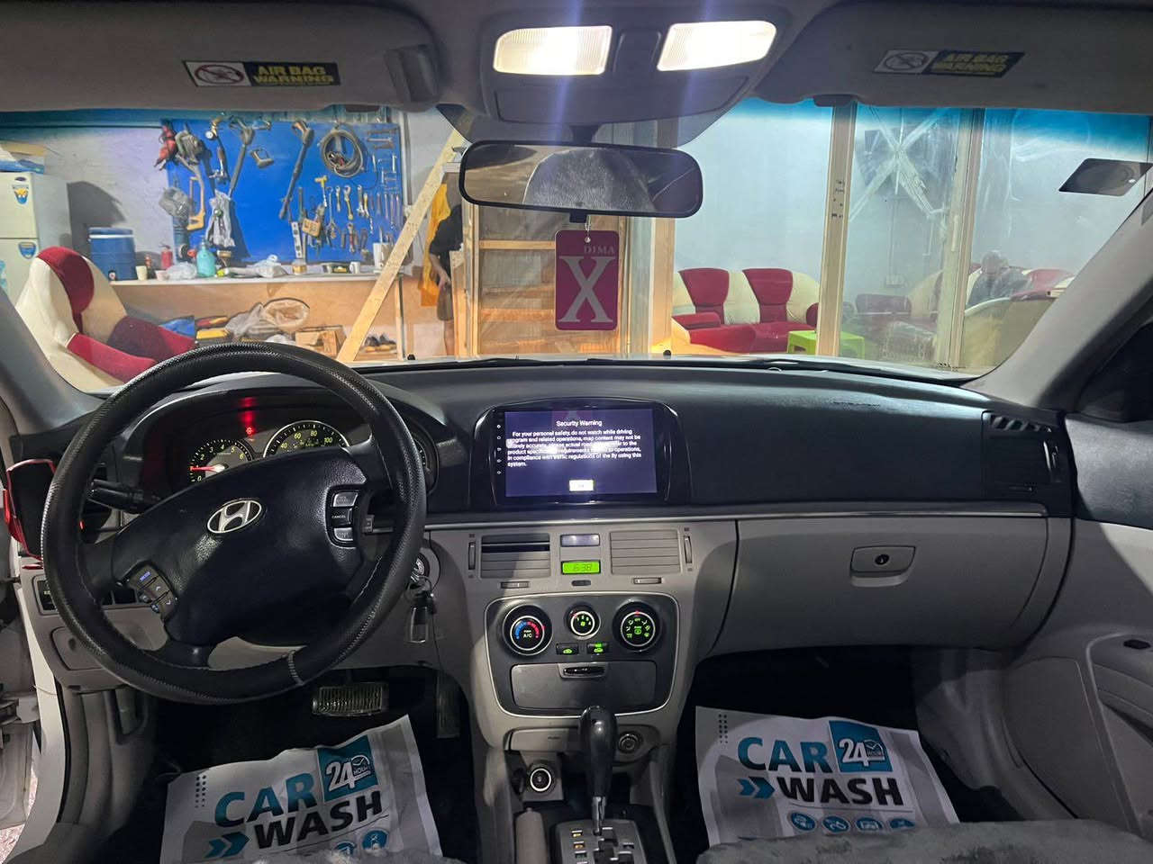 الحبيب سوناتا موديل 2008وارد امريكي 
مكينة 2400
رقم بغداد الدولي 
حادثه مال امريكا الجاملغ الأيمن جهة العبري ومصبوغه حزام سياره فقط 
كير ومكينه وحداديه كفاله 
كهربائيات كوله شغاله 
سياره تحكم استيرن مري شفط 
فتحه بلقماره 
كشنات مخمليه 
السعر 107 وبيه مجال للاستفسار على الرقم 
*********** حلة, بابل
