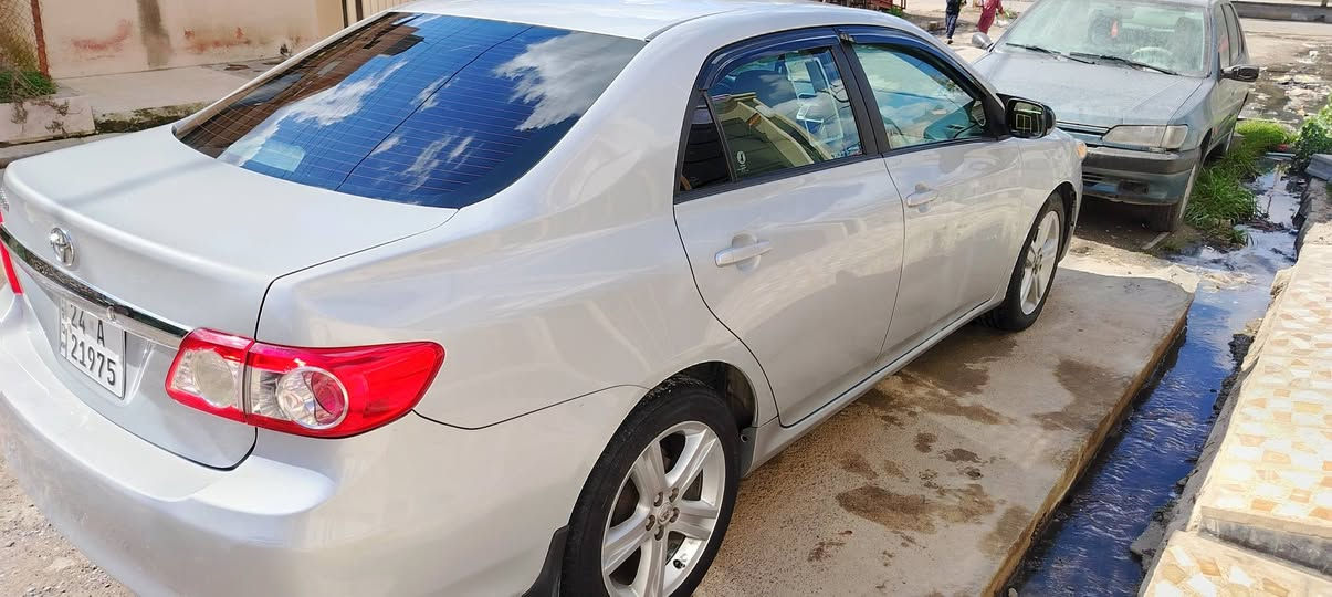 كورلا 2013 للبيع السيارة اب اسمي هزة جديدة محركة ولكير شركة شرط بي جاملغ  الأمامي صبغ طخة خفيفة شرط البجم كبس والصندوك كبس سيارة احلى من الصورة تريد تحويل تريد وكالة اني حاظر رقم دهوك اجنبي مسطرة السعر 135 للتواصل *********** ***********
