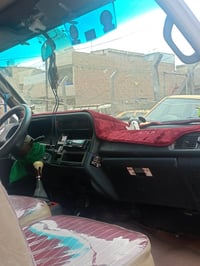 فتون 2010 سياره حلوه وجاهزه سياره تخم تاير وصدر وغرفه جديده سياره عليه...